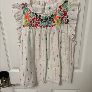 Crown and Ivy Large Embroidered Floral Sleeveless Blouse Peasant Flowy